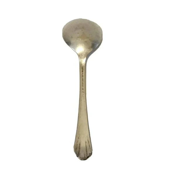 Victor S. Co. A1 + Overlay IS Soup Spoon 5 3/4” Vintage Silverplate 40g - Picture 2 of 4